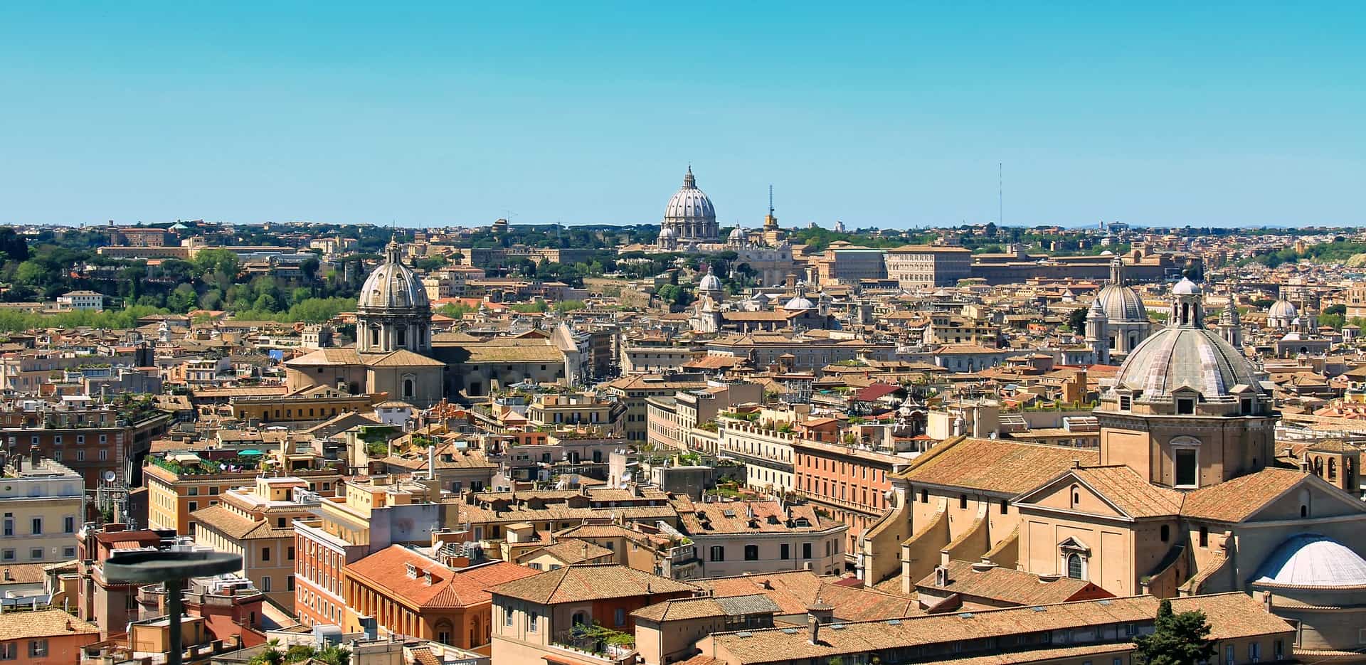 Imagen Panorámica de la ciudad de Roma en Italia. Cicerone Plus